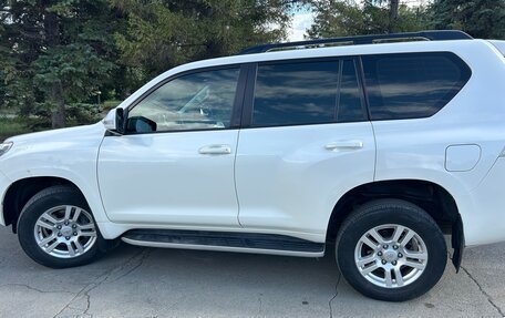 Toyota Land Cruiser Prado 150 рестайлинг 2, 2012 год, 2 650 000 рублей, 6 фотография
