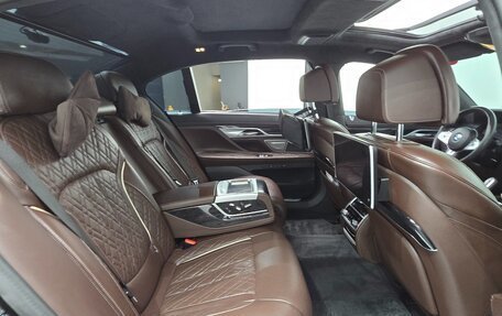 BMW 7 серия, 2022 год, 7 032 000 рублей, 12 фотография
