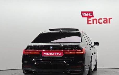 BMW 7 серия, 2022 год, 7 032 000 рублей, 4 фотография