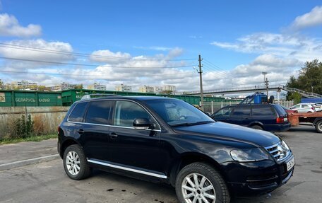 Volkswagen Touareg III, 2004 год, 650 000 рублей, 3 фотография