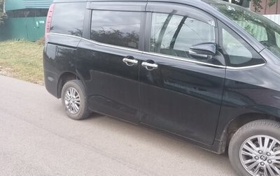 Toyota Esquire I, 2017 год, 2 500 000 рублей, 1 фотография