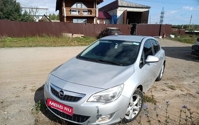 Opel Astra J, 2011 год, 600 000 рублей, 1 фотография