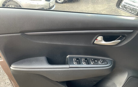 KIA Rio IV, 2019 год, 1 399 000 рублей, 8 фотография