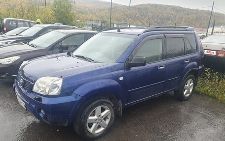 Nissan X-Trail, 2005 год, 550 000 рублей, 2 фотография