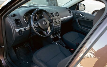 Skoda Yeti I рестайлинг, 2014 год, 1 195 000 рублей, 13 фотография