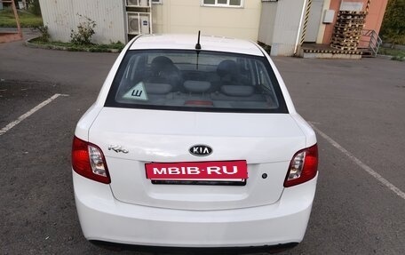 KIA Rio II, 2010 год, 450 000 рублей, 3 фотография