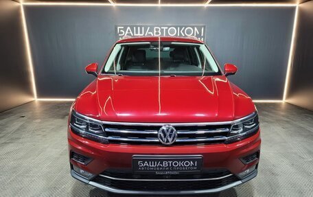 Volkswagen Tiguan II, 2017 год, 3 099 100 рублей, 2 фотография
