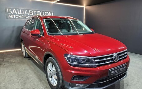 Volkswagen Tiguan II, 2017 год, 3 099 100 рублей, 3 фотография