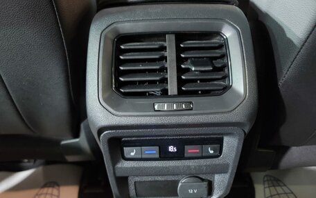 Volkswagen Tiguan II, 2017 год, 3 099 100 рублей, 18 фотография