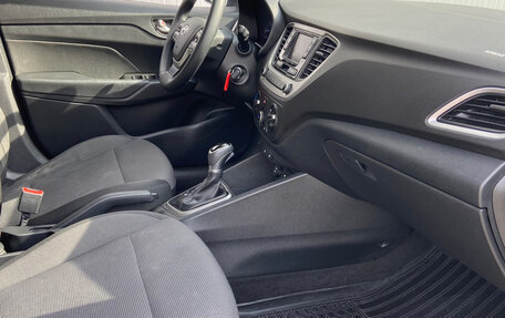 Hyundai Solaris II рестайлинг, 2017 год, 1 170 000 рублей, 11 фотография