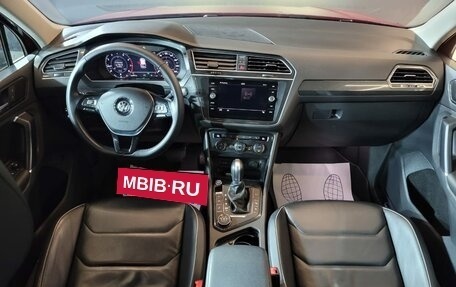 Volkswagen Tiguan II, 2017 год, 3 099 100 рублей, 9 фотография
