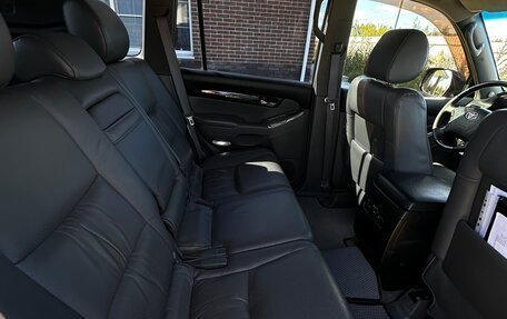 Toyota Land Cruiser Prado 120 рестайлинг, 2007 год, 2 200 000 рублей, 26 фотография