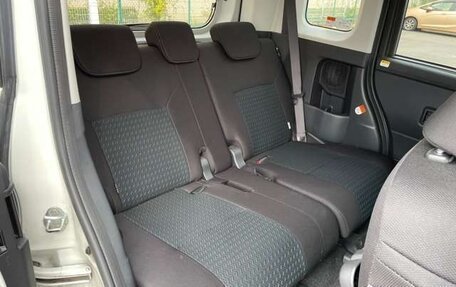 Toyota Roomy I, 2021 год, 1 180 001 рублей, 15 фотография