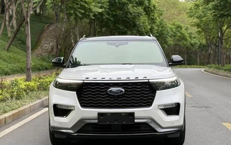 Ford Explorer VI, 2021 год, 2 700 500 рублей, 2 фотография