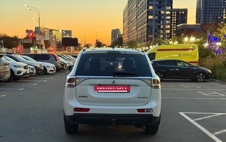 Mitsubishi Outlander III рестайлинг 3, 2012 год, 1 420 000 рублей, 5 фотография