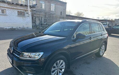 Volkswagen Tiguan II, 2017 год, 2 230 000 рублей, 5 фотография