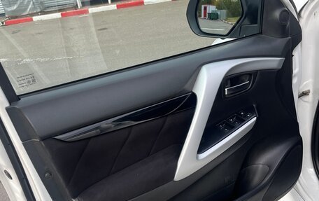 Mitsubishi Pajero Sport III рестайлинг, 2018 год, 2 450 000 рублей, 9 фотография