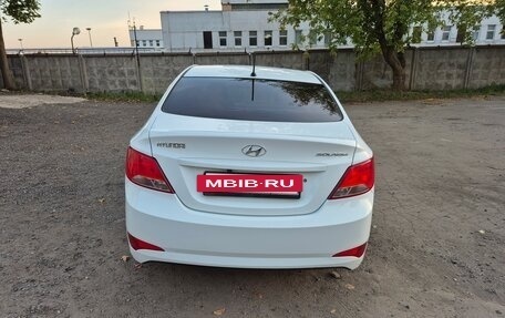 Hyundai Solaris II рестайлинг, 2015 год, 1 050 000 рублей, 4 фотография