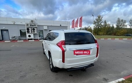 Mitsubishi Pajero Sport III рестайлинг, 2018 год, 2 450 000 рублей, 7 фотография