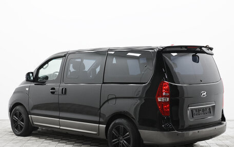 Hyundai Grand Starex Grand Starex I рестайлинг 2, 2012 год, 1 490 000 рублей, 4 фотография