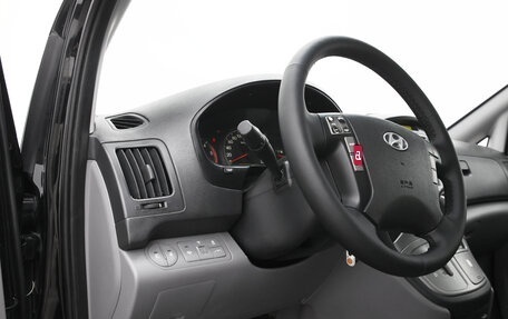 Hyundai Grand Starex Grand Starex I рестайлинг 2, 2012 год, 1 490 000 рублей, 7 фотография