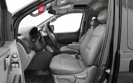 Hyundai Grand Starex Grand Starex I рестайлинг 2, 2012 год, 1 490 000 рублей, 17 фотография