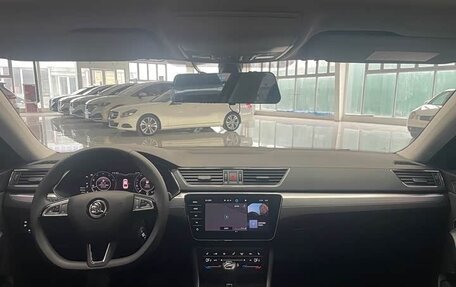 Skoda Superb III рестайлинг, 2024 год, 2 183 000 рублей, 7 фотография