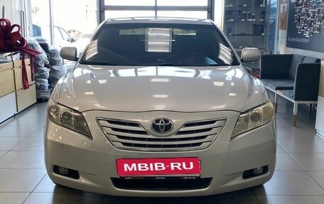 Toyota Camry, 2008 год, 820 000 рублей, 2 фотография
