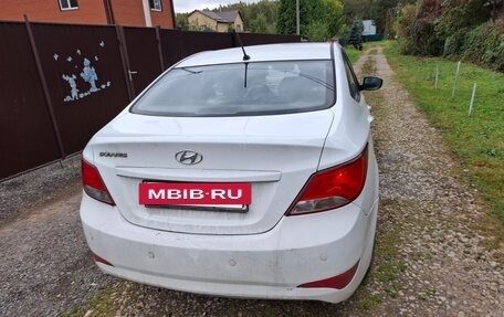 Hyundai Solaris II рестайлинг, 2016 год, 760 000 рублей, 2 фотография