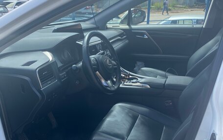 Lexus RX IV рестайлинг, 2019 год, 4 250 000 рублей, 3 фотография