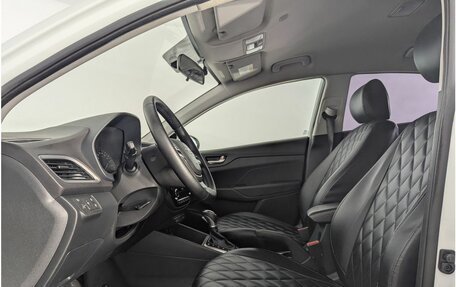 Hyundai Solaris II рестайлинг, 2017 год, 989 000 рублей, 10 фотография