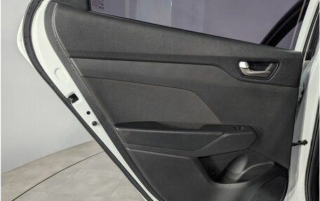 Hyundai Solaris II рестайлинг, 2017 год, 989 000 рублей, 16 фотография