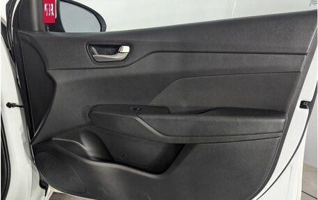 Hyundai Solaris II рестайлинг, 2017 год, 989 000 рублей, 15 фотография