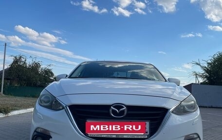 Mazda 3, 2014 год, 1 350 000 рублей, 2 фотография