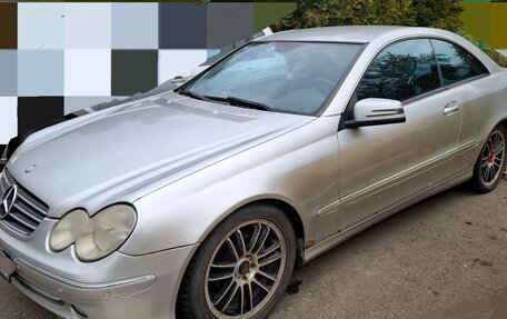 Mercedes-Benz CLK-Класс, 2004 год, 1 050 000 рублей, 3 фотография