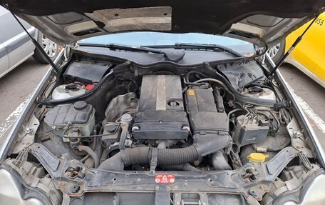 Mercedes-Benz CLK-Класс, 2004 год, 1 050 000 рублей, 9 фотография