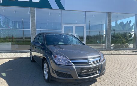 Opel Astra H, 2011 год, 648 000 рублей, 2 фотография