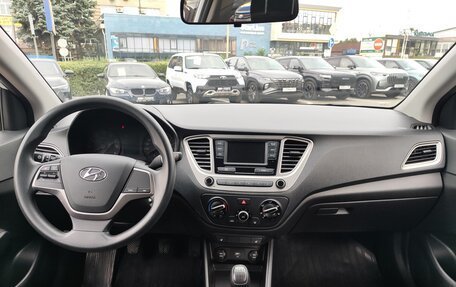 Hyundai Solaris II рестайлинг, 2019 год, 1 289 000 рублей, 9 фотография