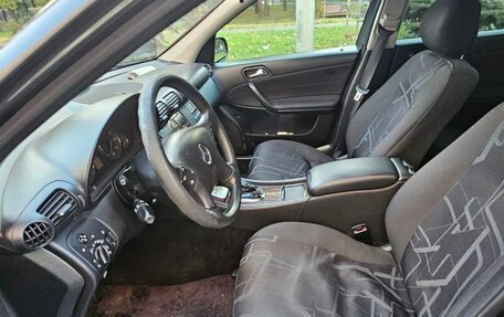 Mercedes-Benz C-Класс, 2006 год, 620 000 рублей, 12 фотография