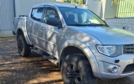 Mitsubishi L200 IV рестайлинг, 2011 год, 1 250 000 рублей, 4 фотография