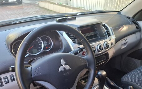Mitsubishi L200 IV рестайлинг, 2011 год, 1 250 000 рублей, 7 фотография
