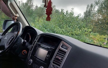 Mitsubishi Pajero IV, 2014 год, 2 500 000 рублей, 8 фотография