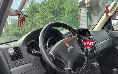 Mitsubishi Pajero IV, 2014 год, 2 500 000 рублей, 7 фотография
