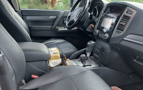 Mitsubishi Pajero IV, 2014 год, 2 500 000 рублей, 10 фотография