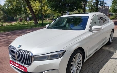 BMW 7 серия, 2019 год, 5 190 000 рублей, 2 фотография