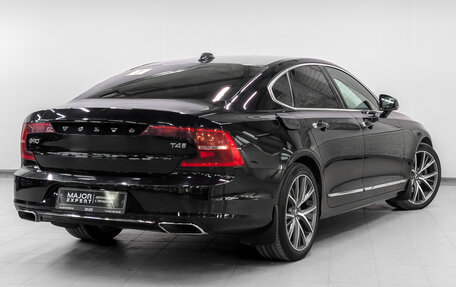 Volvo S90 II рестайлинг, 2020 год, 3 500 000 рублей, 5 фотография