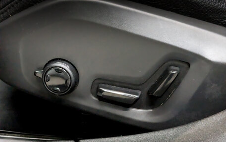 Volvo S90 II рестайлинг, 2020 год, 3 500 000 рублей, 22 фотография