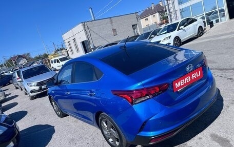 Hyundai Solaris II рестайлинг, 2021 год, 2 фотография