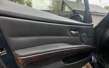 BMW 3 серия, 2008 год, 770 000 рублей, 13 фотография
