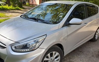 Hyundai Solaris II рестайлинг, 2013 год, 899 999 рублей, 1 фотография